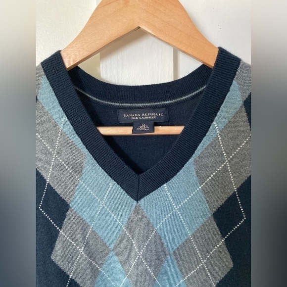 BANANA Republic silk cashmere sweater vest Medium - Picture 3 of 7